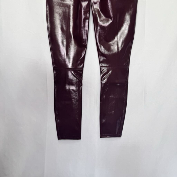 SPANX Faux Patent Leather Liquid Gloss Leggings Pants Ruby Size Medium NEW - Picture 7 of 14